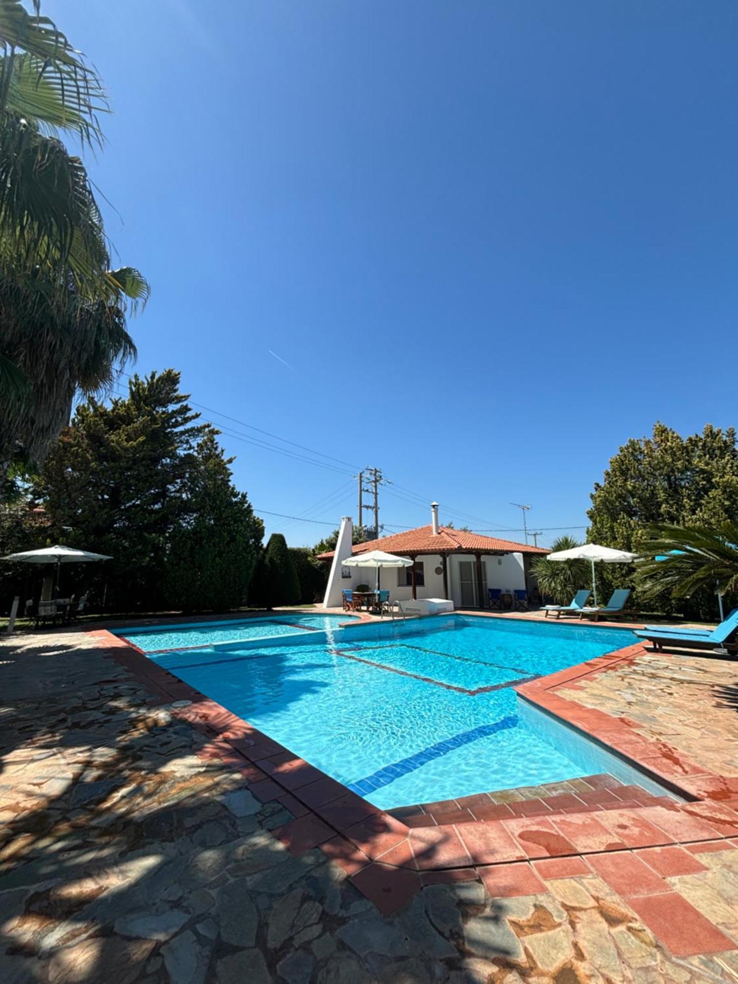 Country House With Pool And Big Garden Oropos Dış mekan fotoğraf
