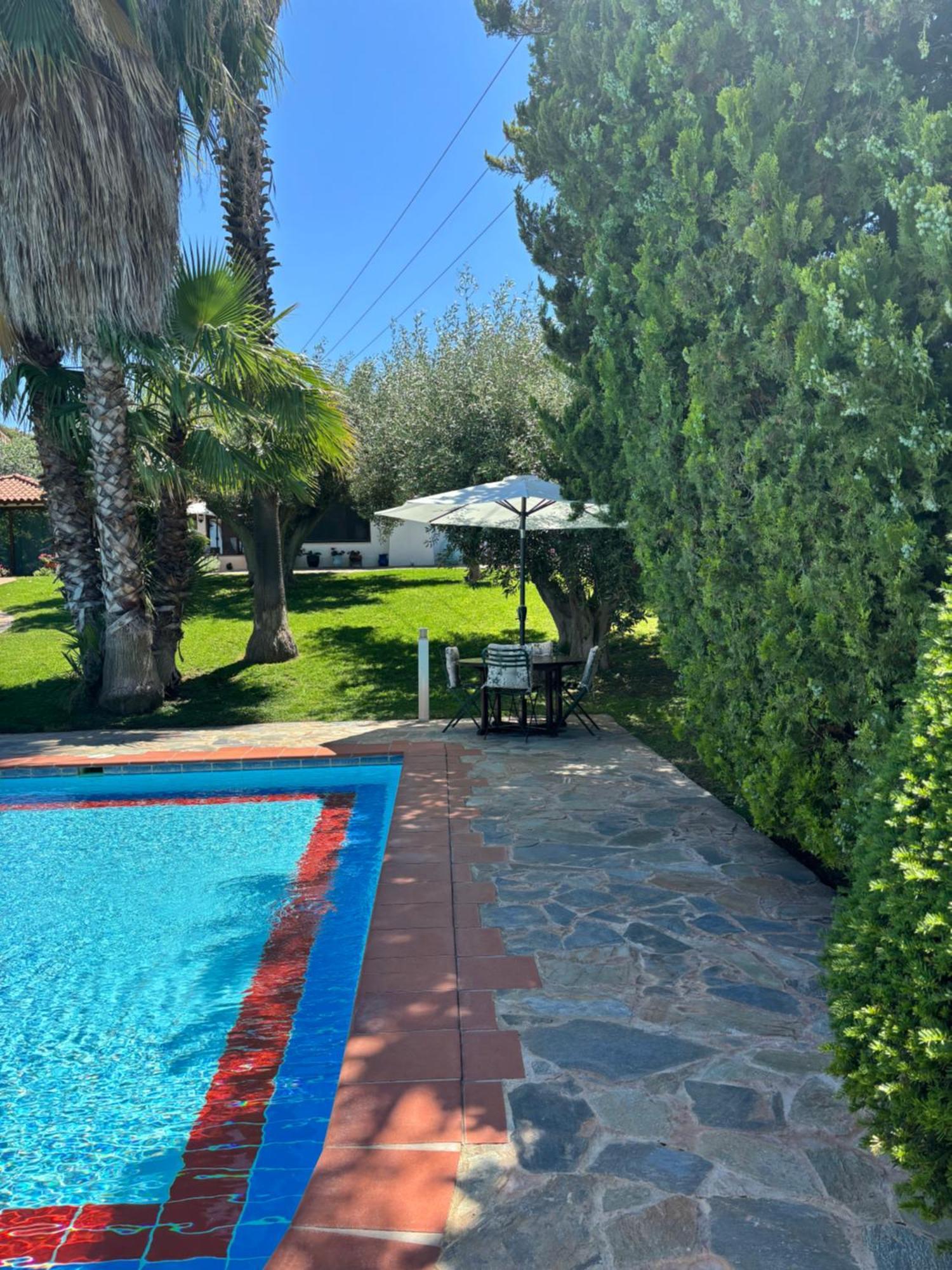 Country House With Pool And Big Garden Oropos Dış mekan fotoğraf